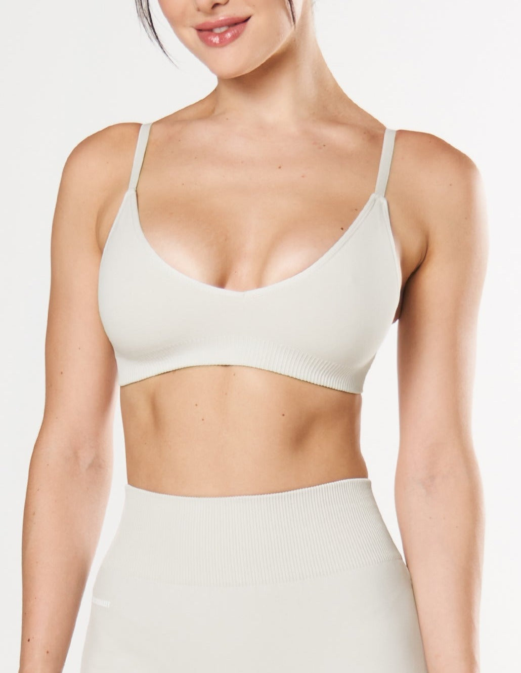 Seamless Base Bralette - Dove