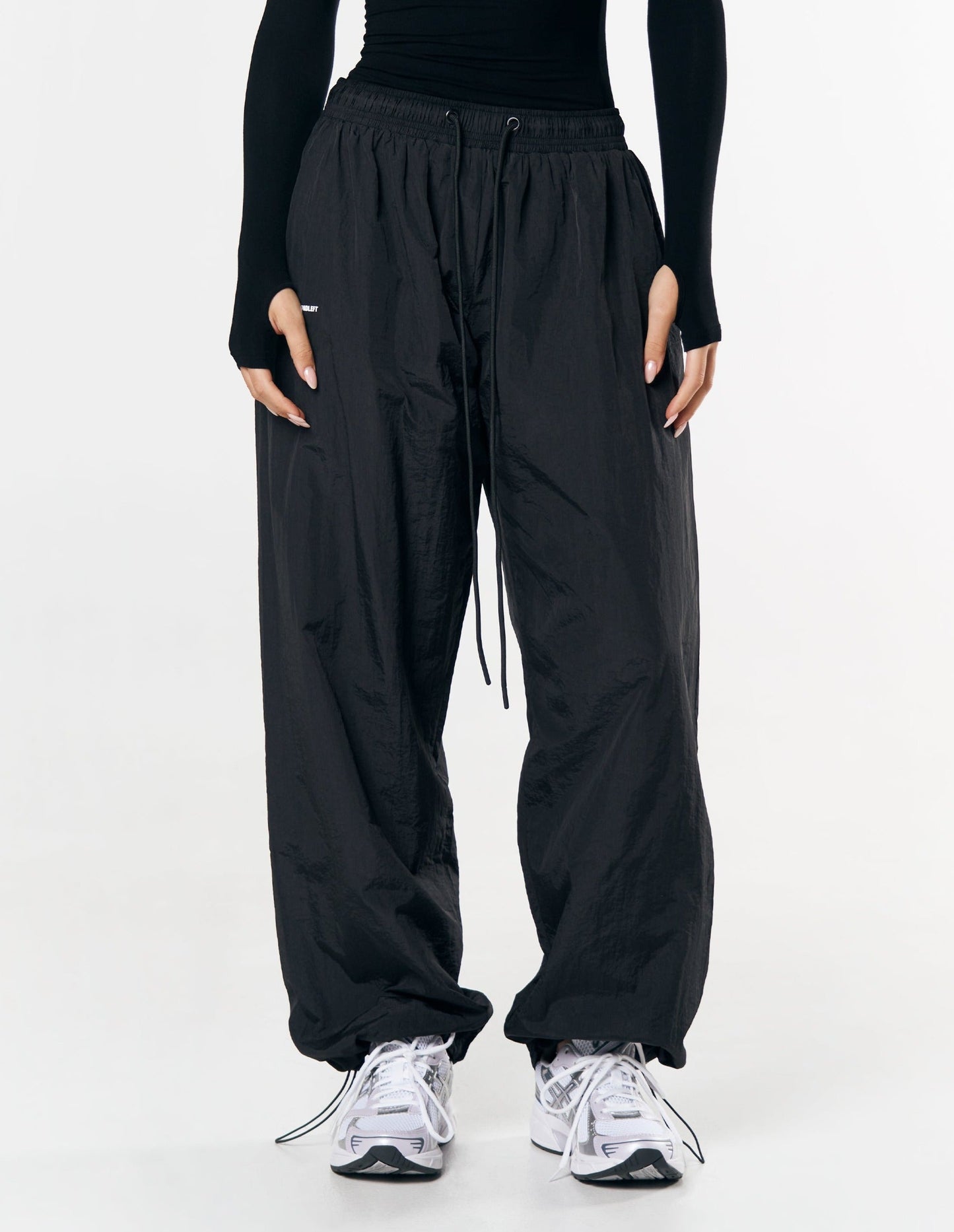 Parachute Pants - Black