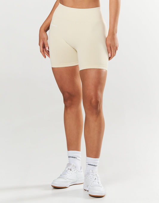 Seamless Midi Biker Shorts - Butter