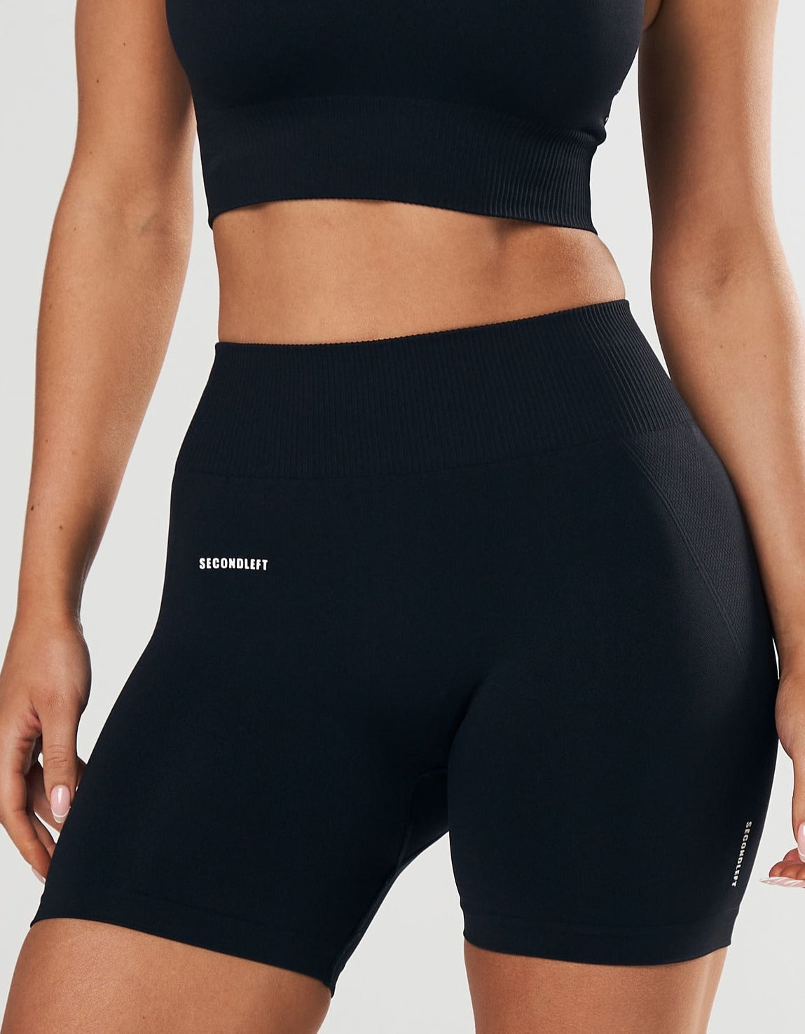 SL Seamless Midi Biker Shorts - Black